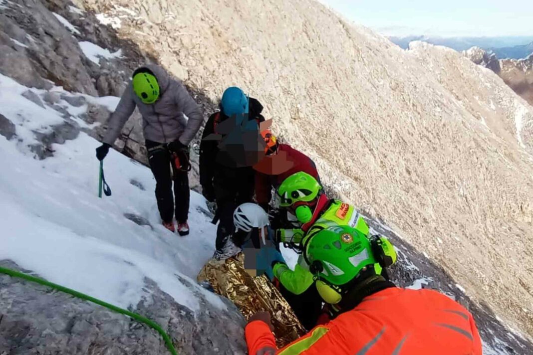 Monte-Peralba-escursionista-soccorsa