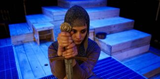 Giovanna-Darco-anathema-teatro