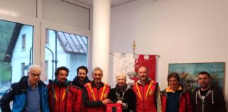 Forni-Avoltri-defibrillatore-BeneHeart-Soccorso-Alpino