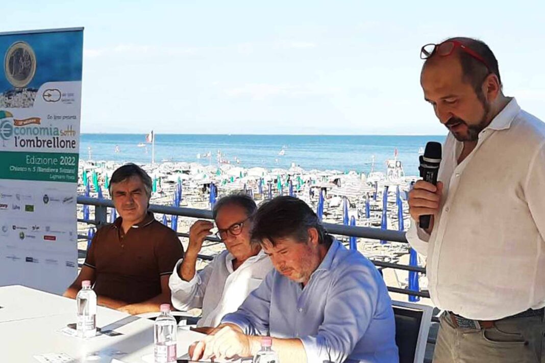 Economia-sotto-lOmbrellone-Lignano
